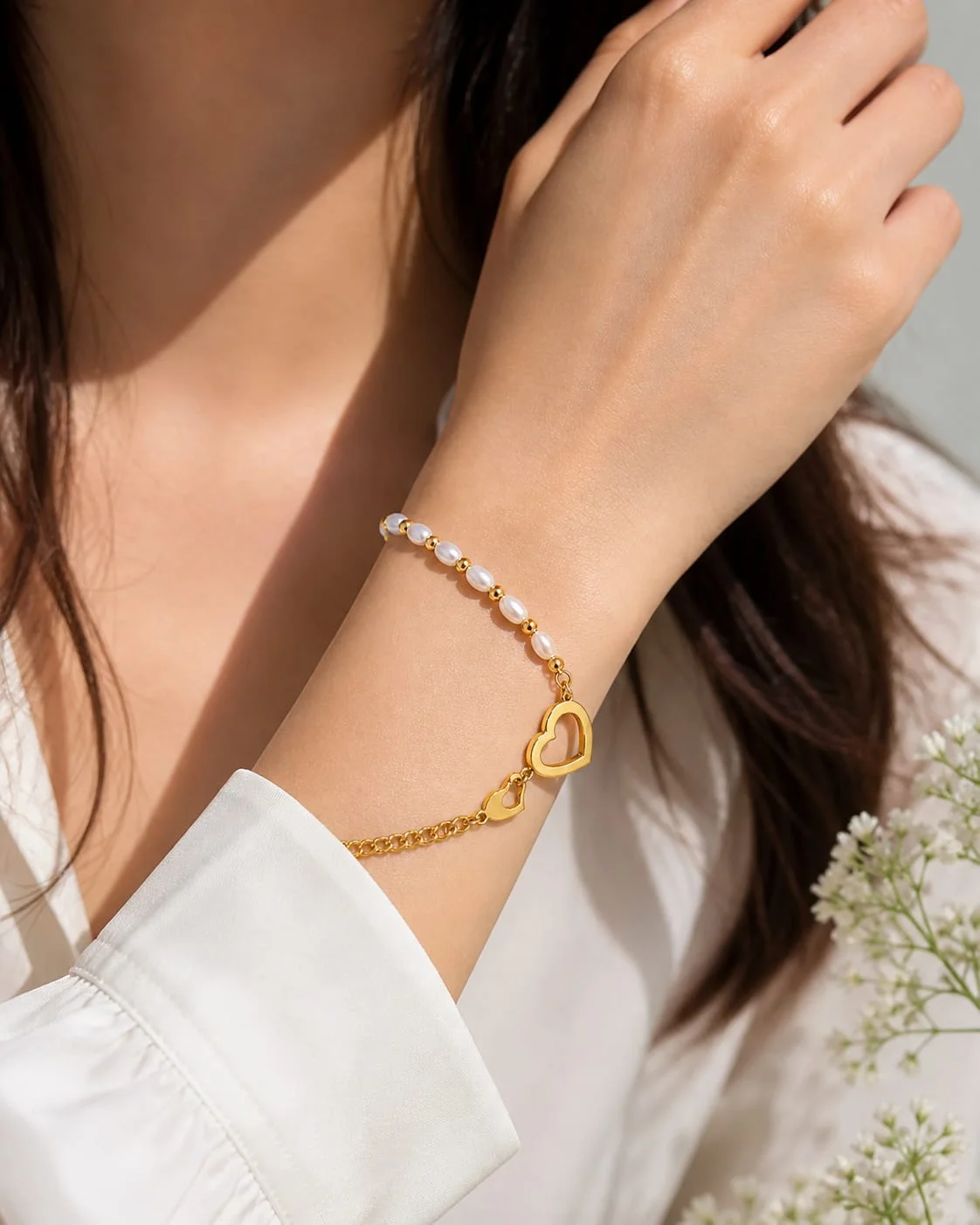 Golden Pearl Heart Charm Bracelet. thumbnail