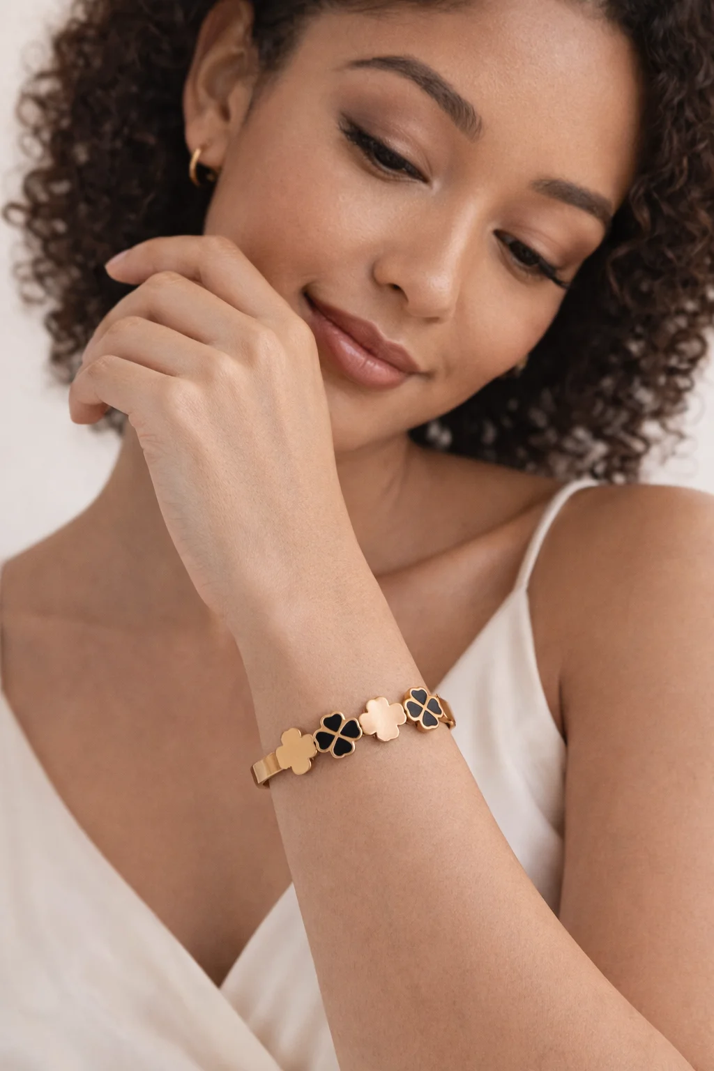 Luxury Gold Plated Clover Bracelet for Women – Black Enamel Four Leaf Clover Adjustable Cuff Bangle